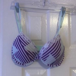 Always a Flirt bra. Size 34C. Gently worn.